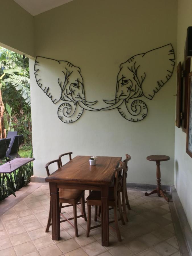 Owls Nest Hotel Udawalawe Buitenkant foto